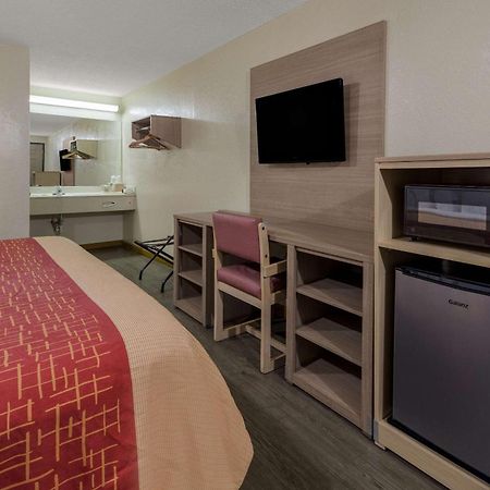 Rodeway Inn Elkton Eksteriør billede