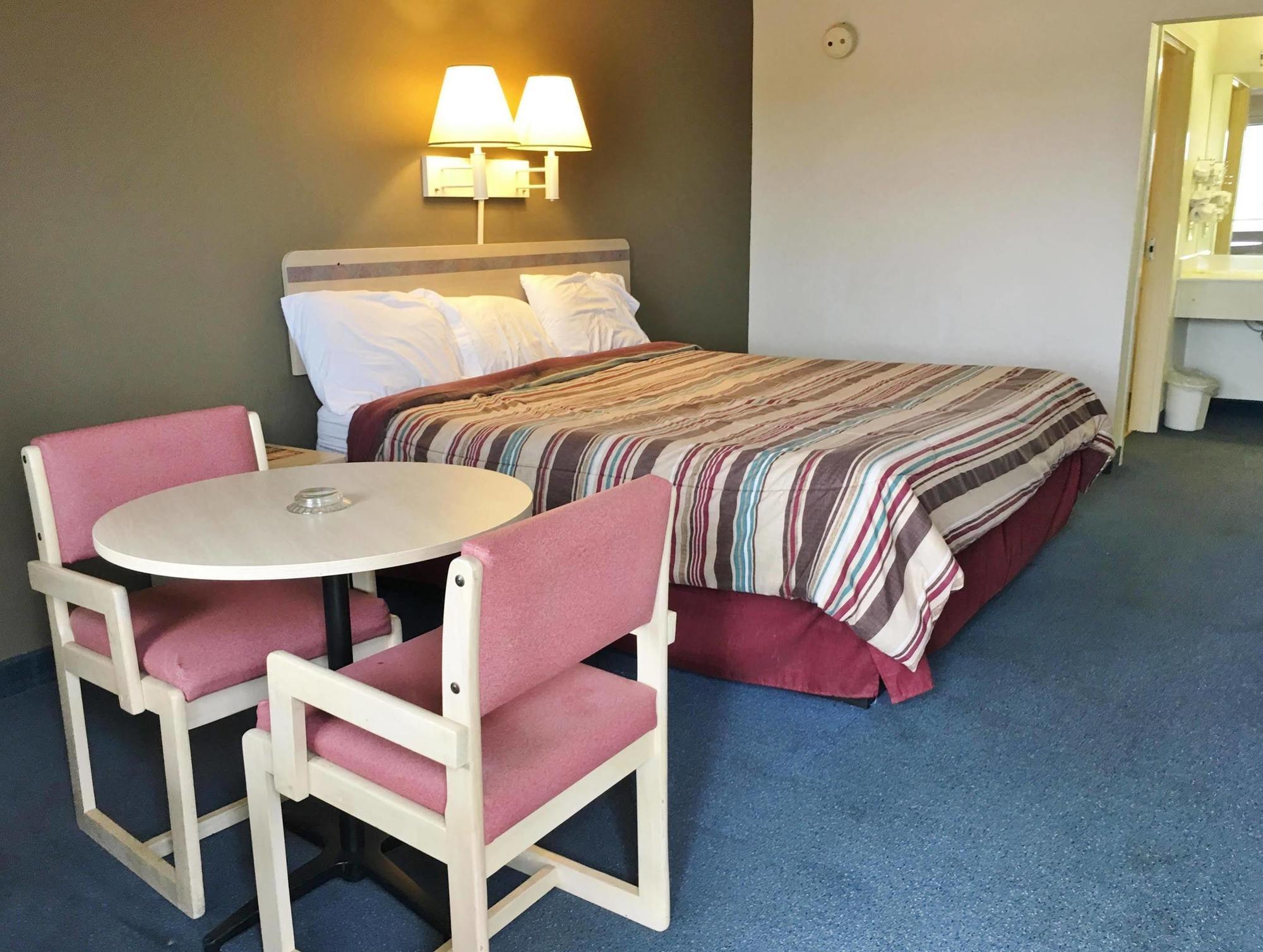 Rodeway Inn Elkton Eksteriør billede